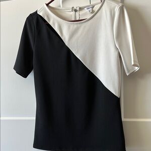 Calvin Klein Cut out Colorblock Top